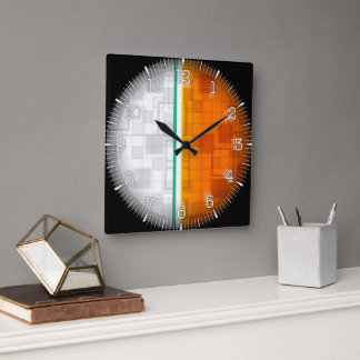 Time and illustrated art on your wall. quadratische wanduhr
