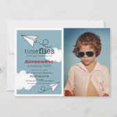 Time Fliegt Paper Flugzeug Blue Boy Foto Geburtsta Einladung (Vorderseite)