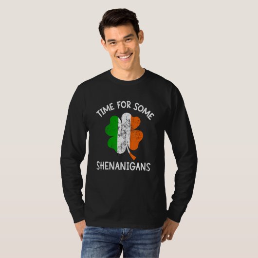 Time some shenanigans ireland flag shamrock St Pat T-Shirt (Vorne ganz)