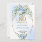 Timeless Boho Dusty Blue Flowers 80th Birthday Einladung (Vorderseite)
