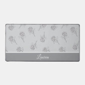 Timeless Botanical Bloom Soft Grey Monogram Schreibtischunterlage (Vorderseite)