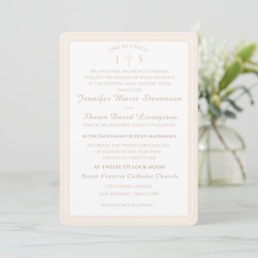 Timeless Catholic Monogrammed Wedding Invitation Einladung (Stehend Vorderseite)