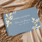 Timeless Floral Symphony in Blue Wedding Gästebuch