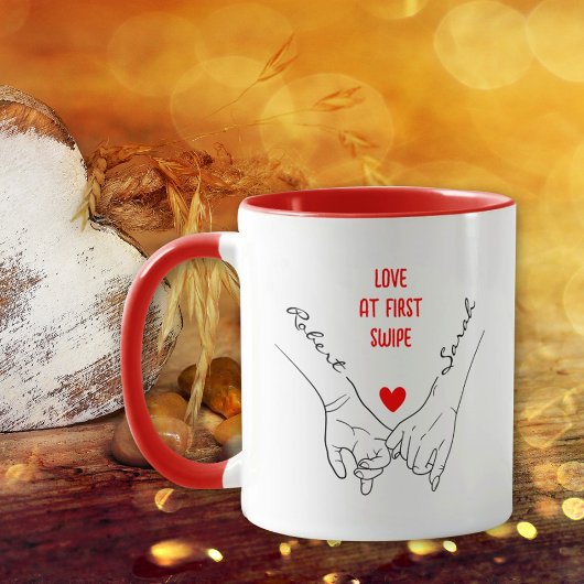 Tinder Couple Holding Hands Valentine's Day Red Tasse