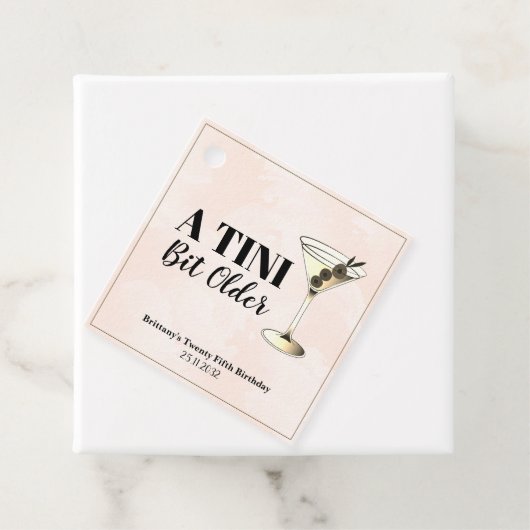 Tini Bit Older Martini Cocktail Geburtstag Geschenkanhänger (Beispiel)