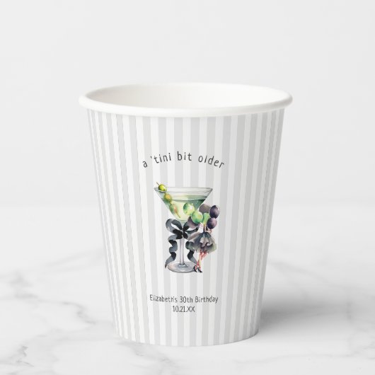 Tini Bit Older | Martini Themed Birthday Gevor Pappbecher (Vorderseite)