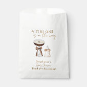 Tini One auf dem Weg Espresso Martini Babydusche Geschenktütchen (Vorderseite)