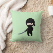Tiny Angry Ninja auf Green Kissen (Decke)