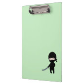 Tiny Angry Ninja auf Green Klemmbrett (Links)
