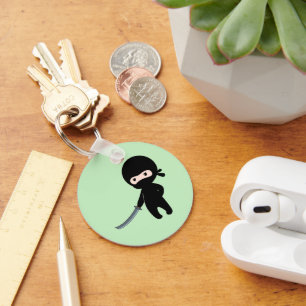 Tiny Angry Ninja auf Green Schlüsselanhänger