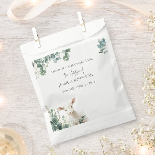 Tiny Baby Lamb und Eukalyptus-Taufe Geschenktütchen (Ausgeschnitten)