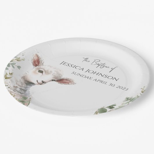 Tiny Baby Lamb und Eukalyptus-Taufe Pappteller (Schrägansicht)