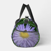 Tiny Bee on Lila Aster Blume Personalisiert Duffle Bag (Rechts)