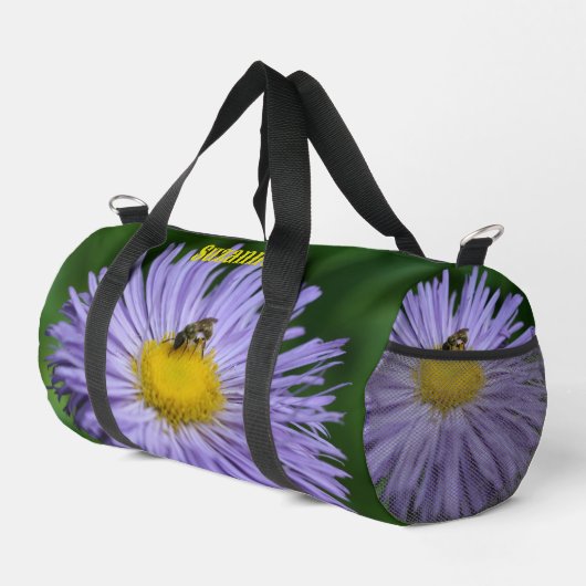 Tiny Bee on Lila Aster Blume Personalisiert Duffle Bag (Rechte Ecke)
