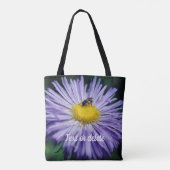 Tiny Bee on Lila Aster Blume Personalisiert Tasche (Rückseite)
