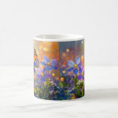 Tiny Butterfly On Wildblumen bei Sunrise Kaffeetasse (Mittel)