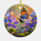 Tiny Butterfly On Wildblumen bei Sunrise Keramik Ornament (Vorne)