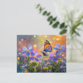 Tiny Butterfly On Wildblumen bei Sunrise Postkarte (Stehend Vorderseite)