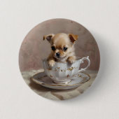 Tiny Delight: Chihuahua-Welpe in einem Teacup, Button (Vorderseite)