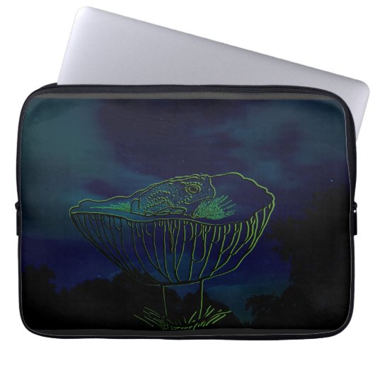 Tiny Frog in einem Pilz Laptopschutzhülle (Vorderseite)
