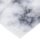 Tiny Gold Confetti Schwarz-Weiß-Marmor Stone Tischdecke (Schrägansicht)