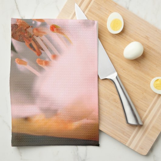 Tiny Grasshopper auf der Blume der weißen Azalea Geschirrtuch (Viertel Falte)