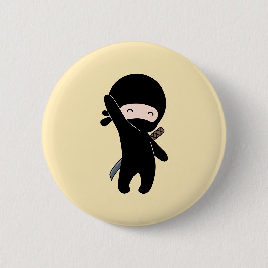 Tiny Happy Ninja auf Yellow Button (Vorderseite)