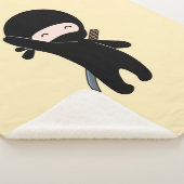 Tiny Happy Ninja auf Yellow Sherpadecke (3/4)