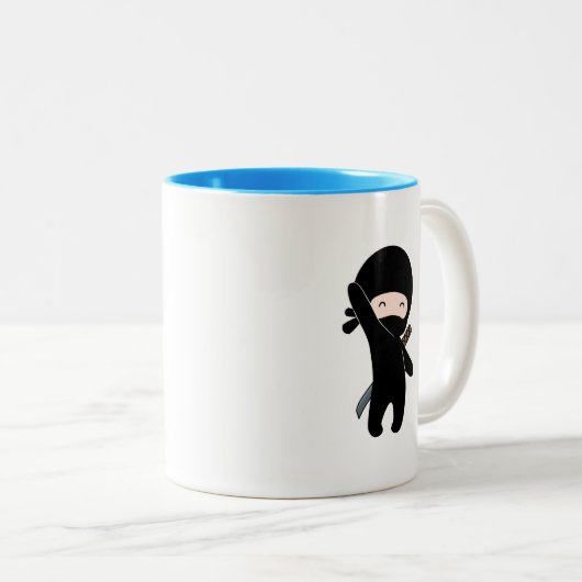 Tiny Happy Ninja Zweifarbige Tasse (VorderseiteRechts)