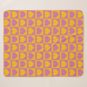 Tiny hearts chess grid seamless pattern. Cute litt Sherpadecke (Vorderseite (Horizontal))