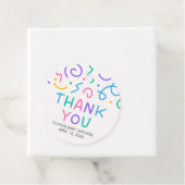 Tiny Human Shindig Baby Shower Round Geschenkanhänger (Beispiel)