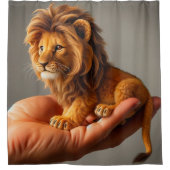 Tiny Lion Duschvorhang (Vorderseite)