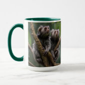Tiny Marmoset Titans unter den Zweigen, Tasse (Links)