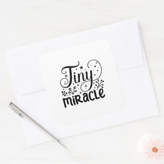Tiny Miracle! Quadratischer Aufkleber (Umschlag)