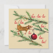 Tiny Mouse dekoriert den Weihnachtsbaum