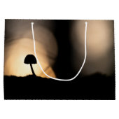 Tiny Mushroom Nature Foto Große Geschenktüte (Rückseite)