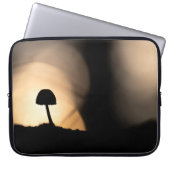 Tiny Mushroom Nature Foto Laptopschutzhülle (Vorderseite)