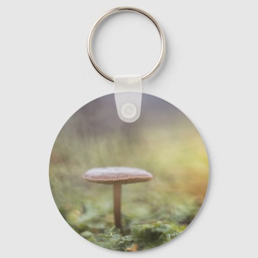 Tiny Mushroom Nature Foto Schlüsselanhänger (Vorderseite)