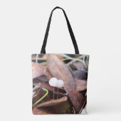 Tiny Mushrooms auf einer komplett bedruckten Tasch Tasche (Rückseite)