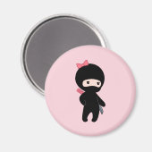 Tiny Ninja Girl on Pink Magnet (Vorderseite/Rückseite)