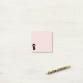 Tiny Ninja Girl on Pink Post-it Klebezettel (Auf Schreibtisch)