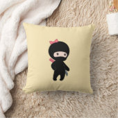 Tiny Ninja Girl on Yellow Kissen (Decke)