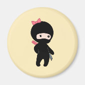 Tiny Ninja Girl on Yellow Magnet (Vorne)