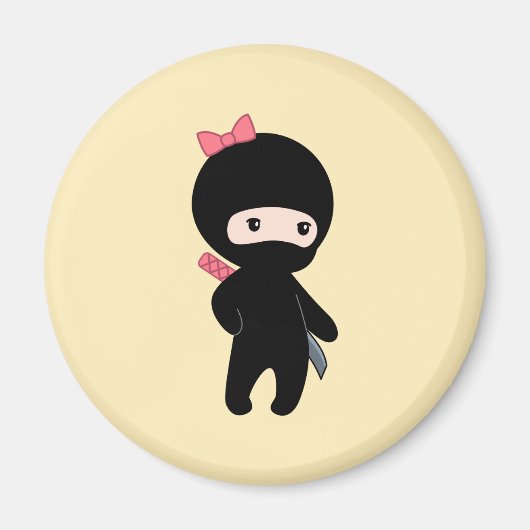 Tiny Ninja Girl on Yellow Magnet (Vorne)