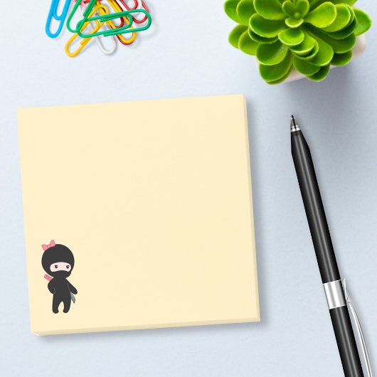Tiny Ninja Girl on Yellow Post-it Klebezettel