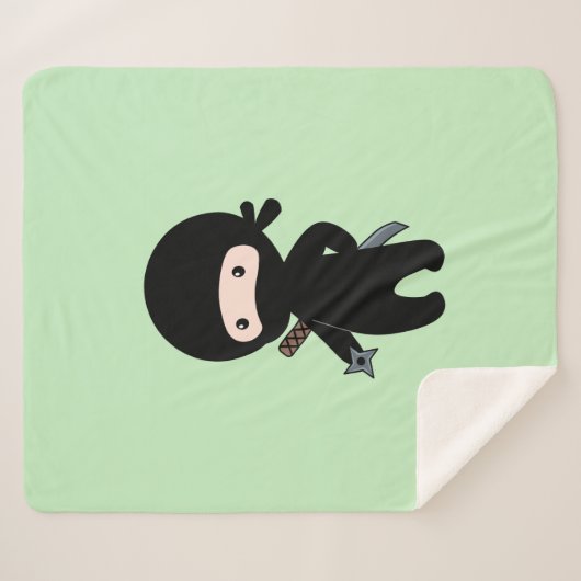 Tiny Ninja Holding Throwing Star auf Green Sherpadecke (Vorderseite (Horizontal))