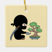 Tiny Ninja Watering Bonsai Tree on Yellow Keramikornament (Vorderseite)