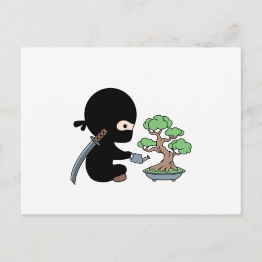 Tiny Ninja Watering Bonsai Tree Postkarte (Vorderseite)
