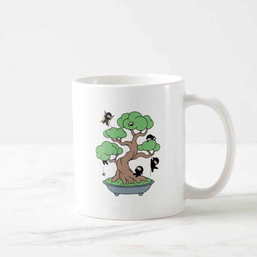 Tiny Ninjas in Bonsai Tree Kaffeetasse (Rechts)