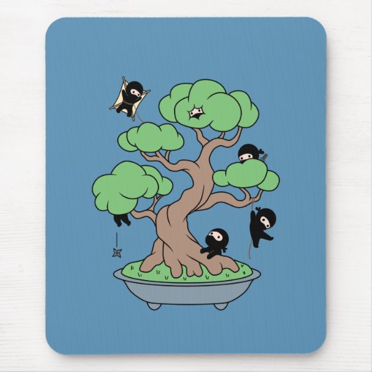 Tiny Ninjas in Bonsai Tree on Blue Mousepad (Vorne)